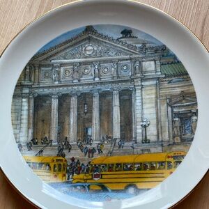 Elegant Architectural Design Plate